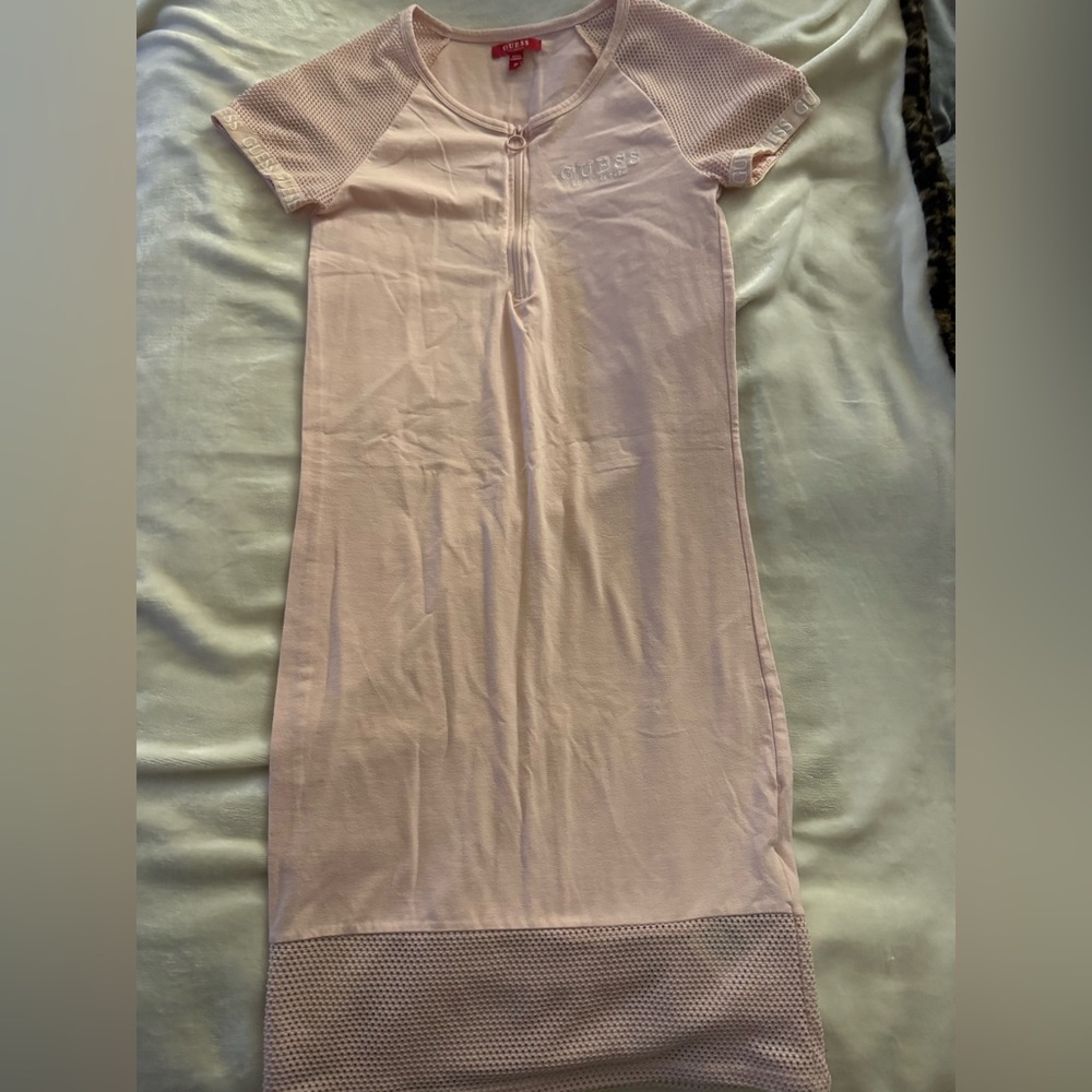 Guess Blush short sleeve calf length dress with zipper, new without tags size m